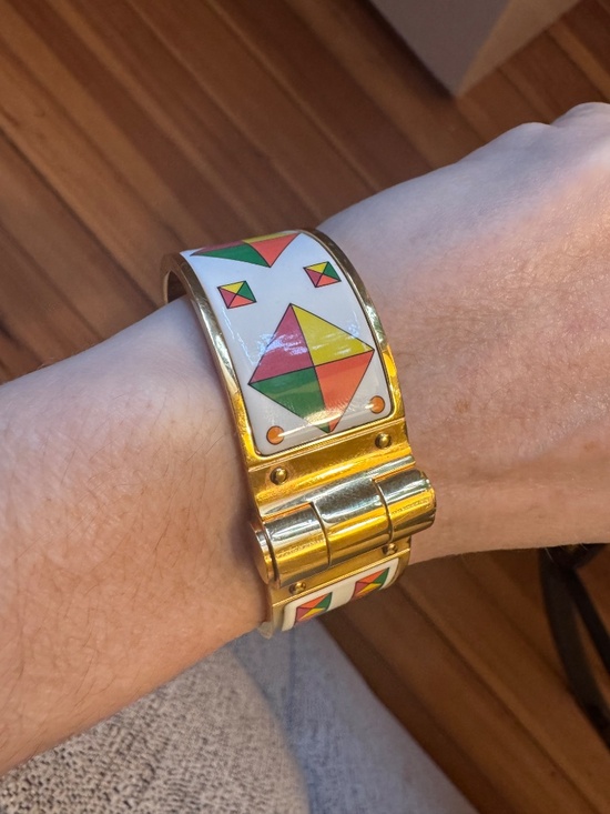 Hermes Hinged Geometric Enamel Bangle - Picture 6 of 11